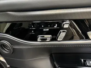2024 Jeep Grand Wagoneer