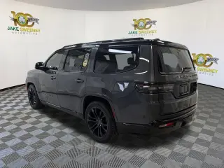 2024 Jeep Grand Wagoneer