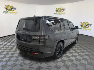 2024 Jeep Grand Wagoneer