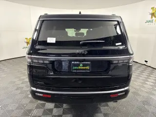 2026 Jeep Grand Wagoneer