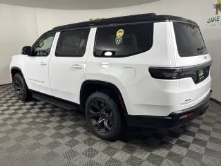 2026 Jeep Grand Wagoneer