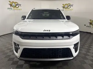 2026 Jeep Grand Wagoneer