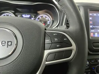 2022 Jeep Cherokee
