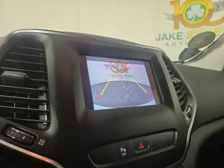 2020 Jeep Cherokee