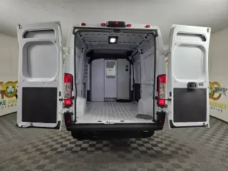 2024 Ram ProMaster 2500