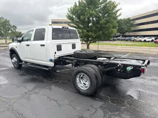 2026 Ram 3500 Chassis Cab