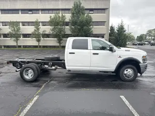 2026 Ram 3500 Chassis Cab