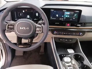 2026 Kia Carnival Hybrid