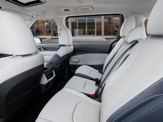 2026 Kia Carnival Hybrid