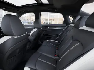 2026 Kia K5