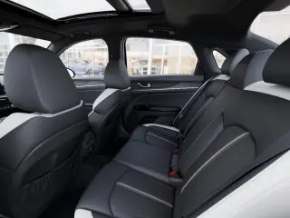 2026 Kia K5