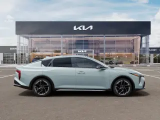2026 Kia K4