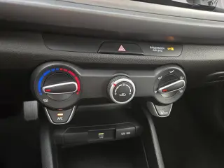 2023 Kia Rio 5-Door