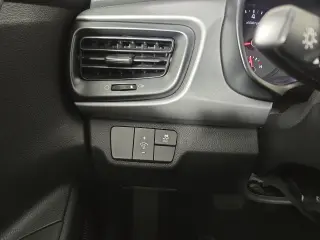 2023 Kia Rio 5-Door