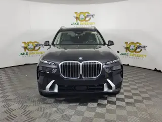 2026 BMW X7