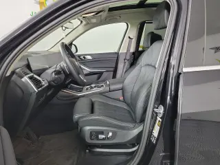 2026 BMW X7