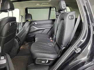 2026 BMW X7