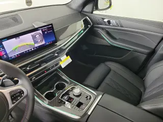 2026 BMW X7