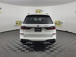 2026 BMW X7