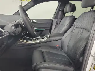 2026 BMW X7