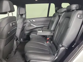2026 BMW X7