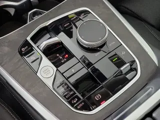 2026 BMW X7