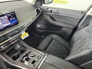 2026 BMW X7