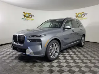 2026 BMW X7
