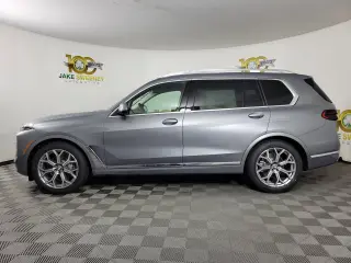 2026 BMW X7
