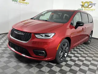 2026 Chrysler Pacifica