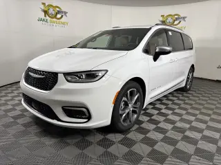 2026 Chrysler Pacifica