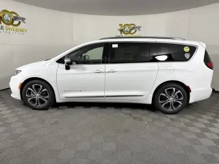 2026 Chrysler Pacifica