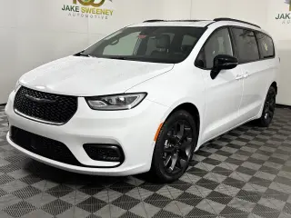 2026 Chrysler Pacifica