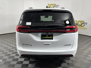 2026 Chrysler Pacifica