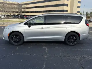 2026 Chrysler Pacifica