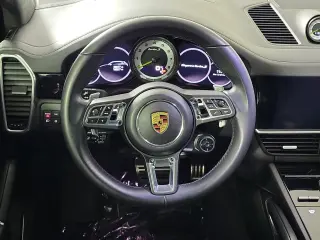 2022 Porsche Cayenne