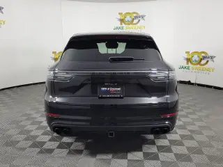 2022 Porsche Cayenne