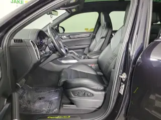 2022 Porsche Cayenne