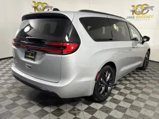 2026 Chrysler Pacifica