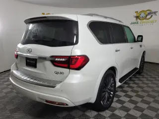2024 INFINITI QX80