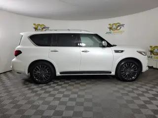 2024 INFINITI QX80