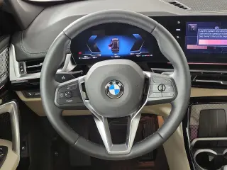 2025 BMW X1