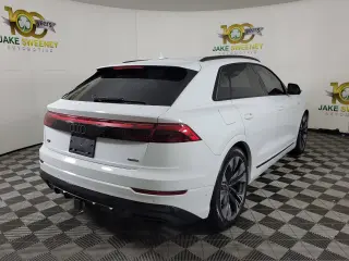 2026 Audi Q8