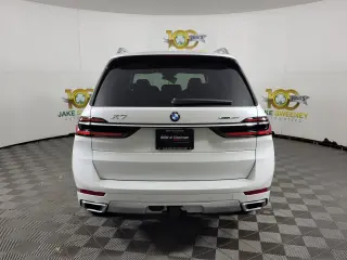 2026 BMW X7