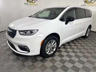 2026 Chrysler Pacifica