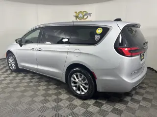 2026 Chrysler Pacifica