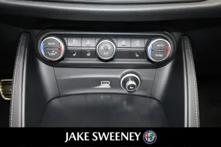 2022 Alfa Romeo Stelvio