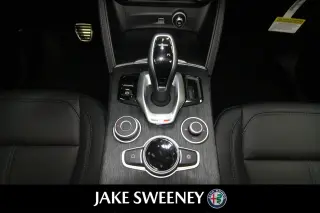 2022 Alfa Romeo Stelvio