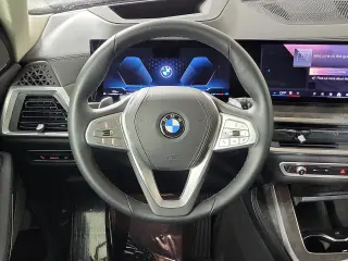 2026 BMW X7
