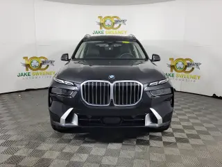 2026 BMW X7